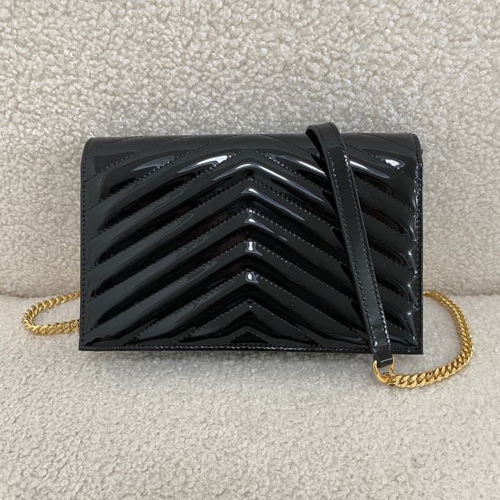 Saint Laurent Cassandre Envelope Chain Bag