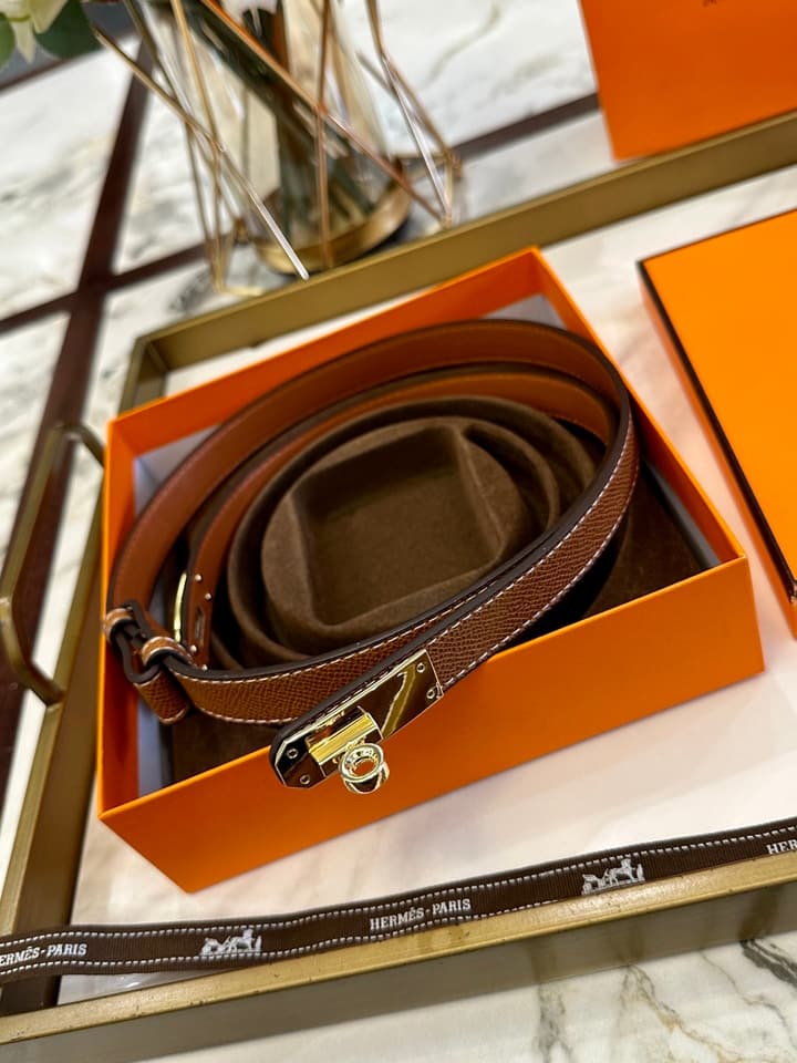 Hermès Slim Leather Belt – 2.0cm in Black With Silver Buckle