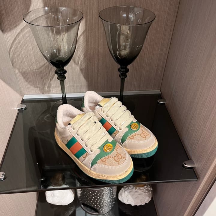 Gucci Rhyton Distressed Kids' Sneakers – Kids Collection – 2023SS in Cream With Blue Flower Design