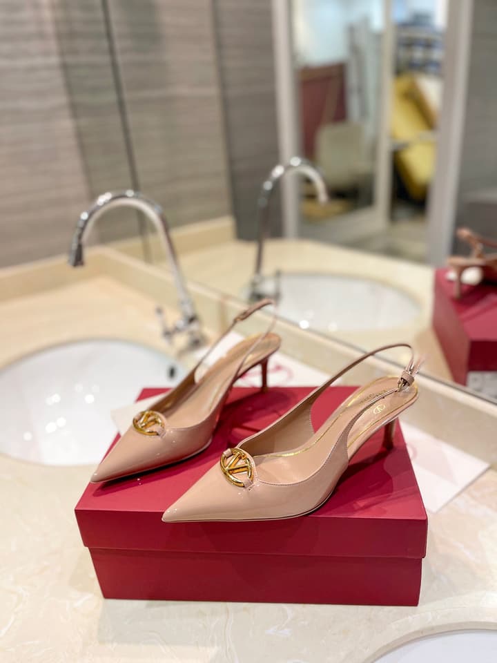 Valentino VLogo Signature Patent Leather Slingback Heels – 2024 Collection in Nude Leather