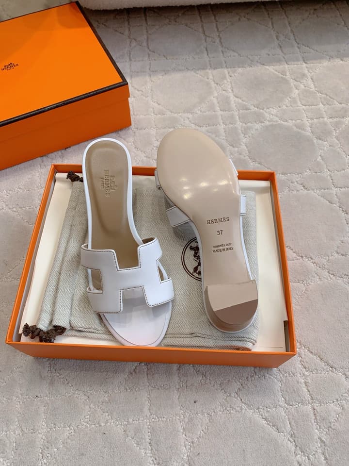 Hermès H-Heeled Sandals in Tan