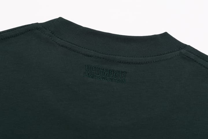 Vetements Red Letter Print Relaxed T-Shirt – Spring/Summer Collection in Black