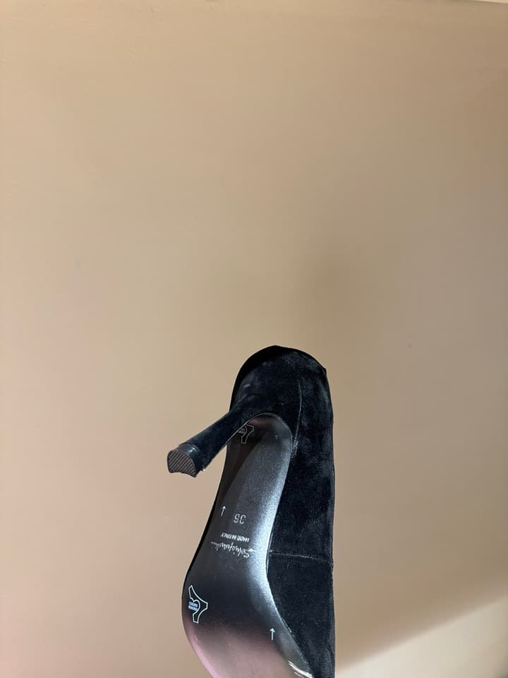 Schiaparelli Irregular Metal Detail Pumps