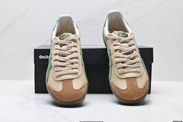 Onitsuka Tiger Tokuten Retro Low-Top Sneakers in Beige With Green Stripes And Brown Accents