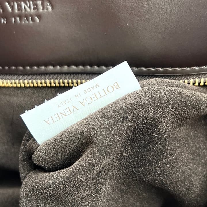 Bottega Veneta Medium Liberta Flap Crossbody Bag – Autumn/Winter Collection in Dark Espresso Brown