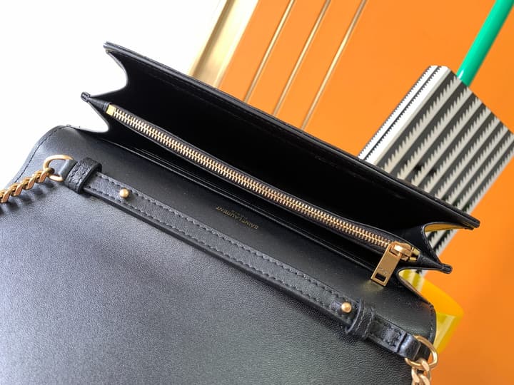 Saint Laurent LE CASSANDRE Matelassé Chain Wallet in Black