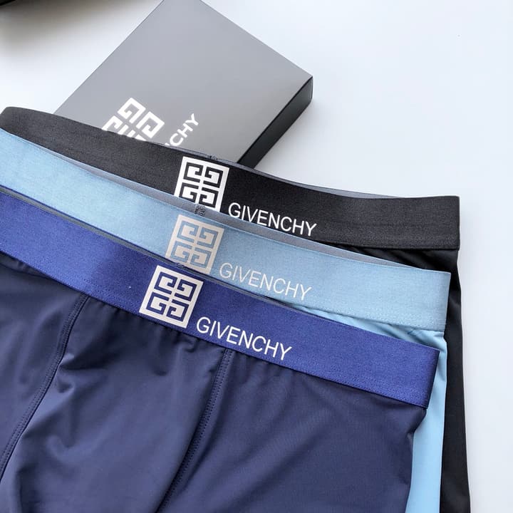 Givenchy Seamless Ice Silk Men's Underwear – Box of 3