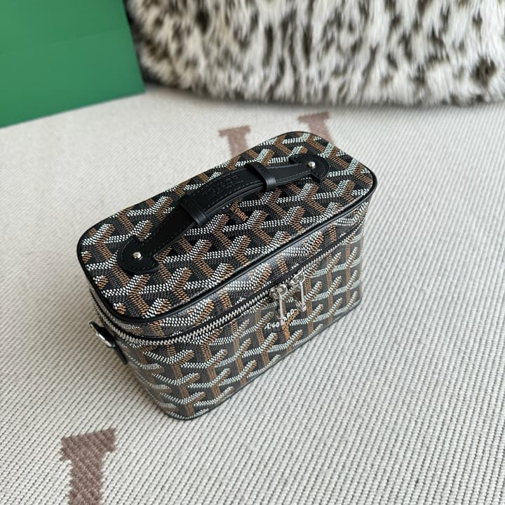 Goyard Muse Mini Vanity Case in Bright Orange Goyardine