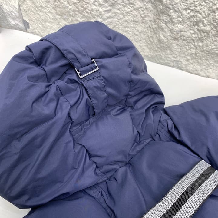 Canada Goose Lawrence Puffer Mid-Length Down Jacket in Black