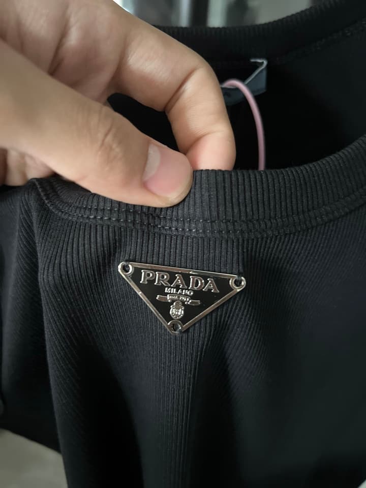 Prada Metal Triangle Logo Ribbed Tank Top – 25SS in Black