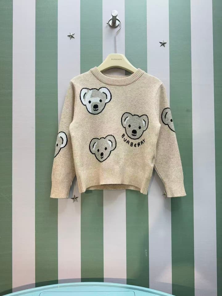 Burberry Classic Kids Knitted Cardigan – 2025SS – Kids Collection in Deep Red Bear Sweater