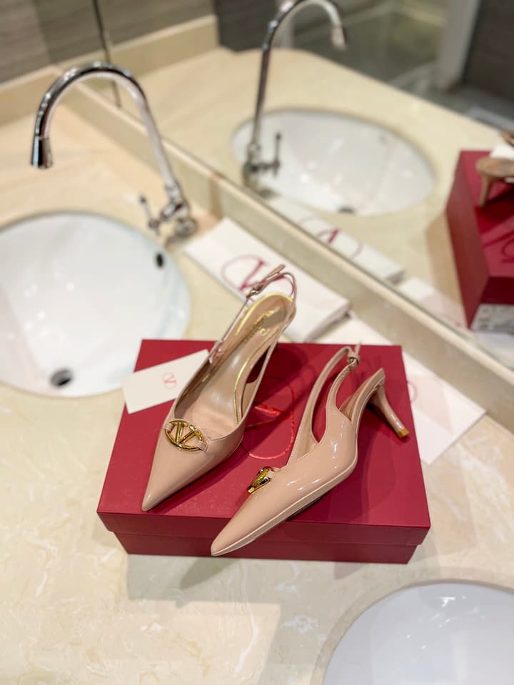 Valentino VLogo Signature Patent Leather Slingback Heels – 2024 Collection in Nude Leather