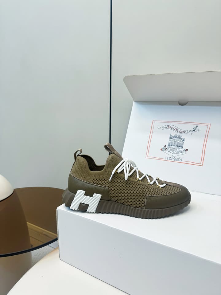 Hermes Classic Couple's Casual Sneakers in Light Beige