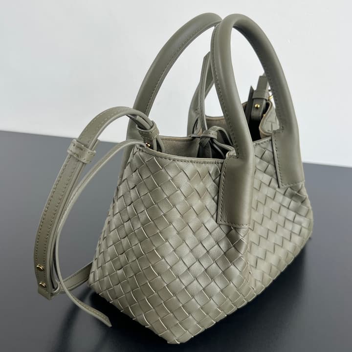 Bottega Veneta Pinacoteca Small Tote Handbag – 2025SS in Burgundy With Light Blue Lining A