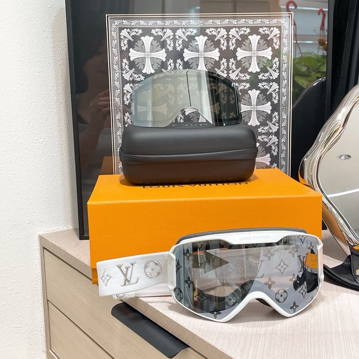 Louis Vuitton Ski Goggles in Black