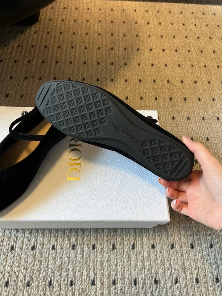 Dior Flat Mary Jane Shoes – 25SS in Black Patent Leather