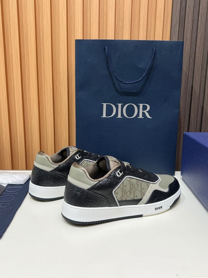 Dior B27 Unisex Sneakers – 2025 Collection in Black And Khaki Oblique