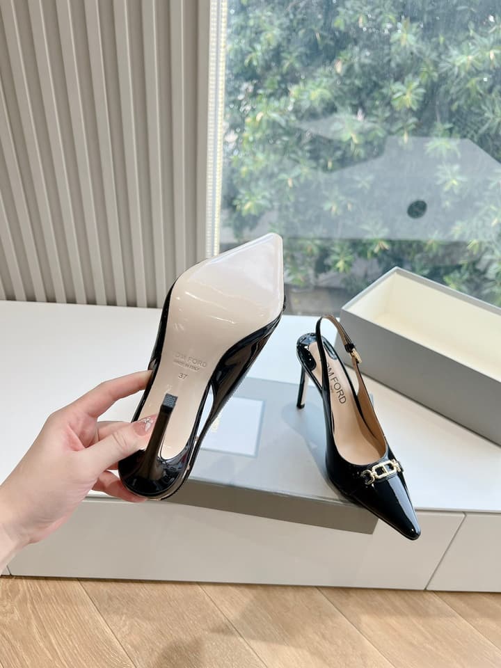 TOM FORD Pointed Toe High Heels – 2024 Autumn/Winter Collection in Crisp Black Patent