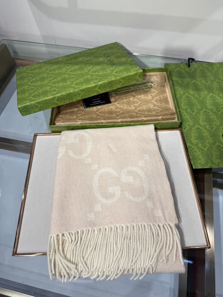 Gucci GG Cashmere Jacquard Scarf – 2025 Collection