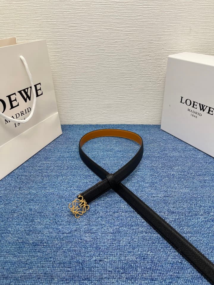 Loewe Calfskin Leather Belt in Black With Gold Buckle