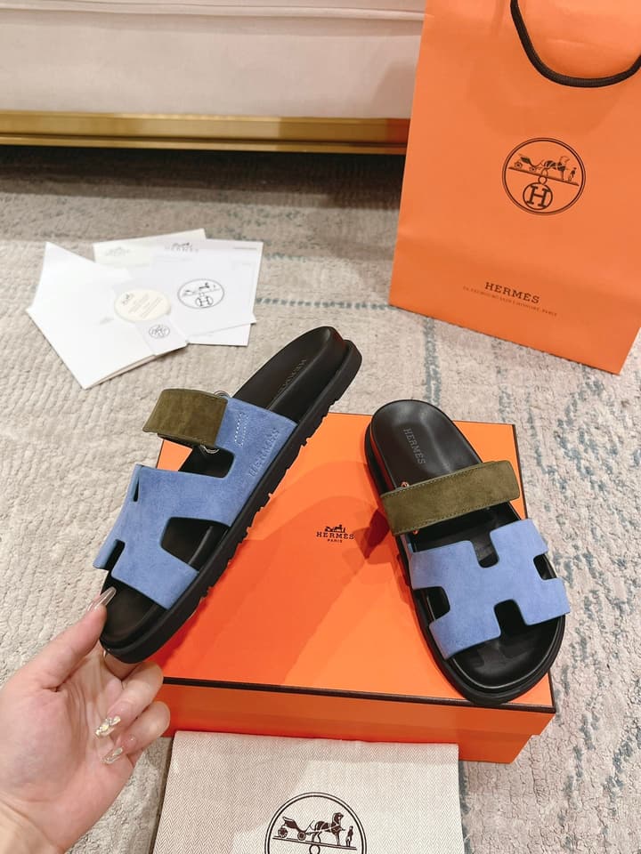Hermès Chypre Leather Unisex Slides – 2023SS in Blush Pink