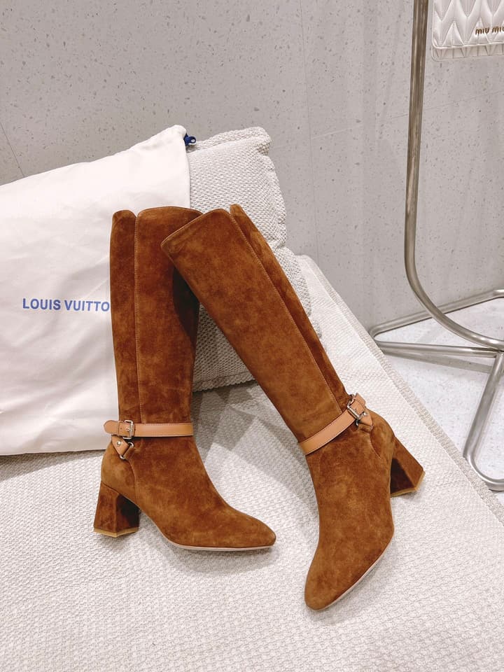 Louis Vuitton Parisienne Leather Knee-High Boots in Black Leather