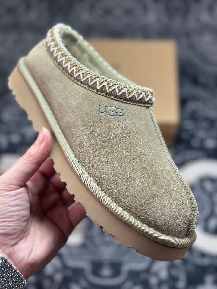 UGG Tazz Thin Sole Sheepskin Snow Boots in Black With White Patterned Trim