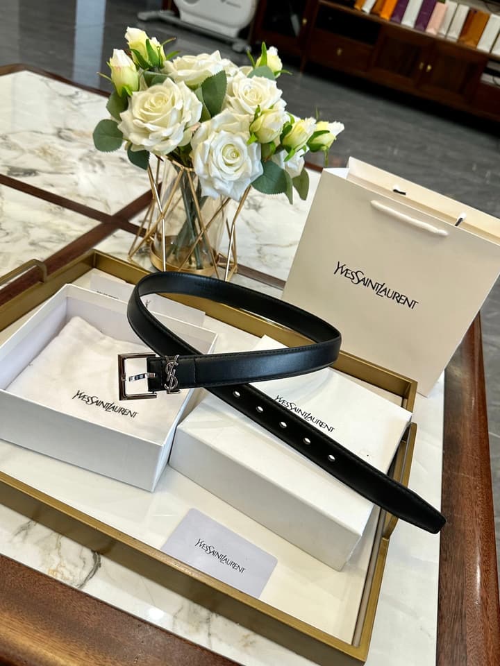 Saint Laurent Classic Leather Belt – 3.0cm