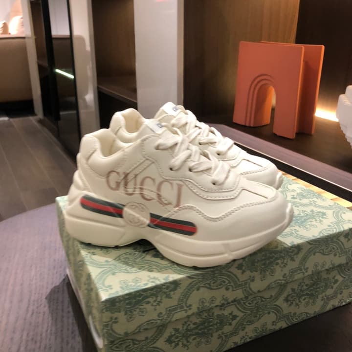 Gucci Children's Dad Sneakers – Kids Collection in Cream With Cartoon Graphic