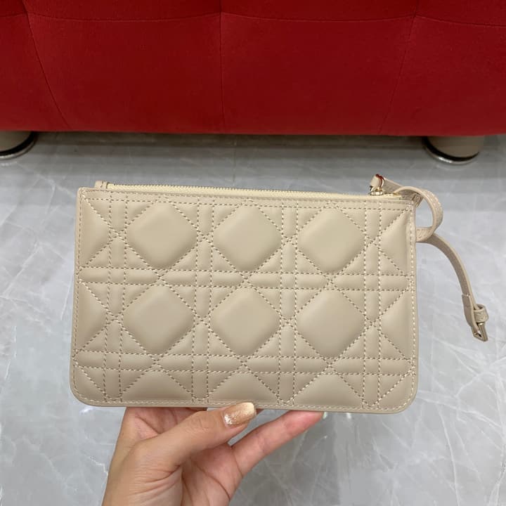 Dior C'est Dior Cannage Bucket Bag – 23FW