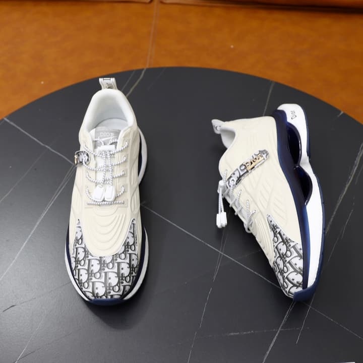 Dior Men's Luxury Running Shoes in Off-white With Grey Pattern