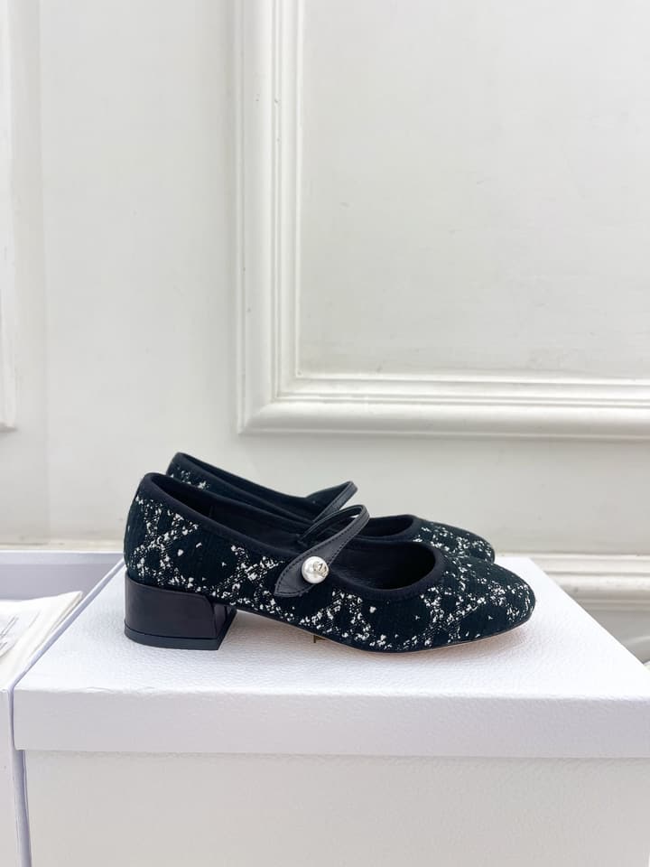 Dior Cannage Pearl Ballet Pumps – 2024 Early Spring Collection in Cream Mary Jane