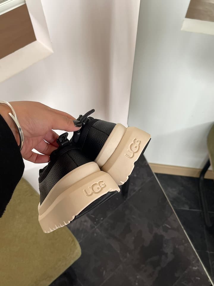 UGG Tasman Low-Top Leather Slippers in Black And Beige