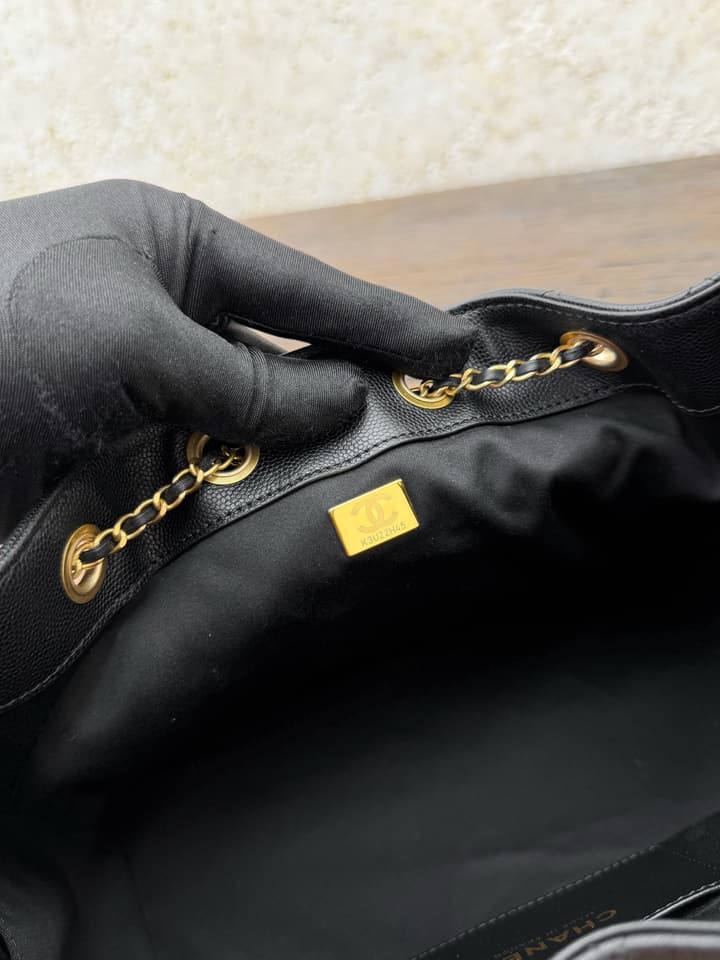 Chanel 25 Bag Small – Caviar Leather with Gold Hardware
