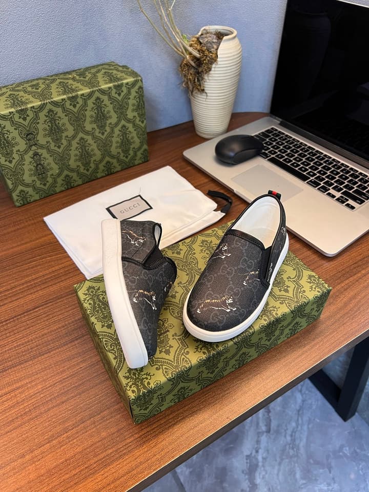Gucci Kids Sheepskin-Lined Sneakers – Kids Collection