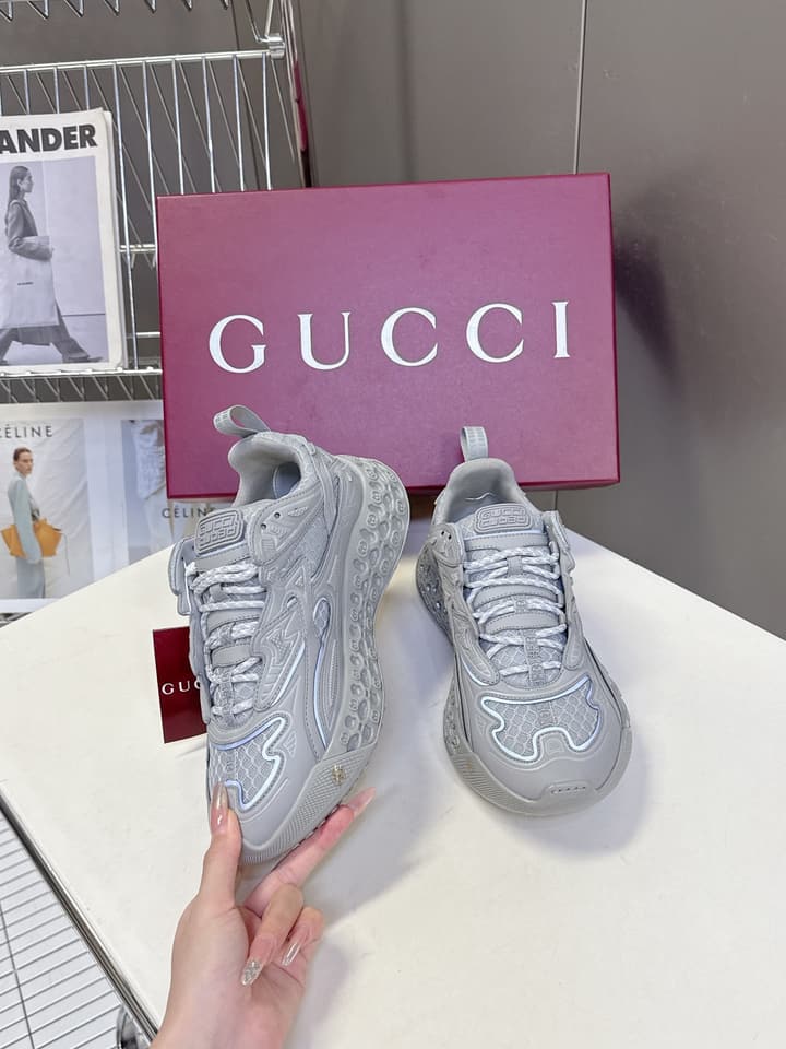 Gucci Cub3d Series Sneakers in Black