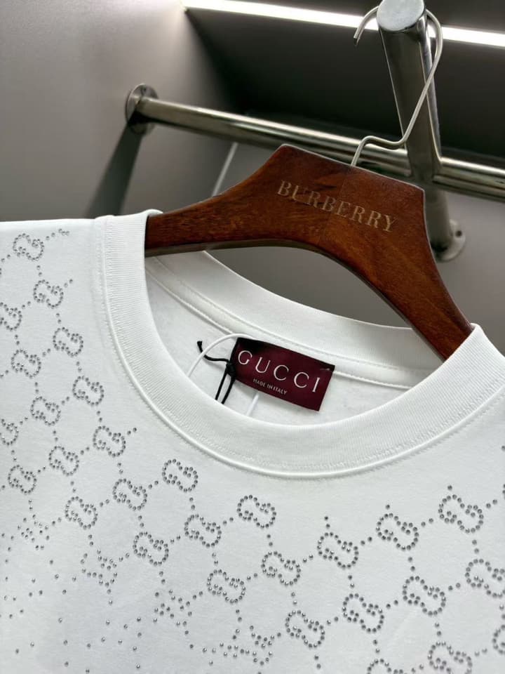 Gucci Crystal-Embellished Cotton T-Shirt – Spring/Summer Collection in Classic Black