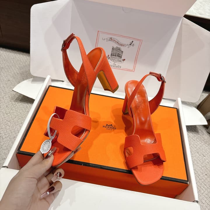 Hermès Eremite 80 Heeled Sandals in Blush Pink