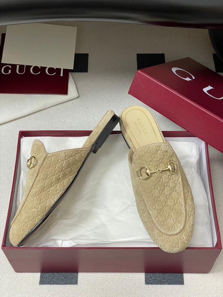 Gucci Princetown Double G Suede Mules – 2025 Fall Collection in Black Suede With Silver Hardware