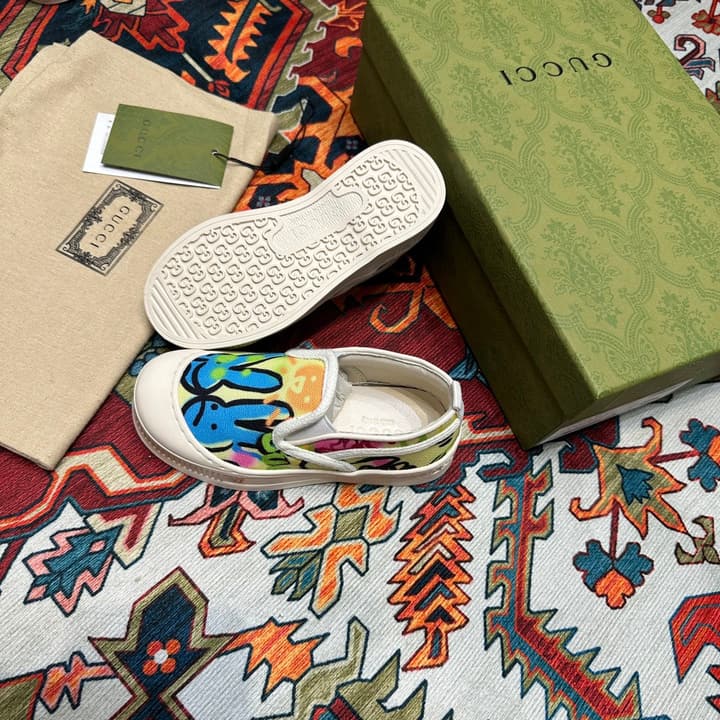 Gucci Kids Footwear – Kids Collection in Beige Plaid Slip-on