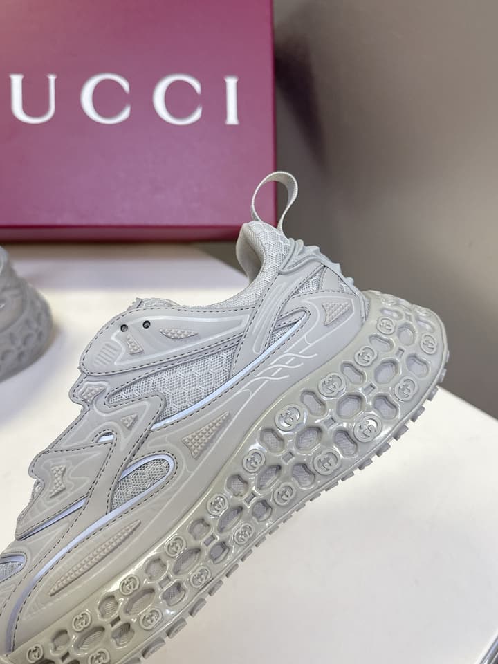 Gucci Cub3d Series Sneakers in Black