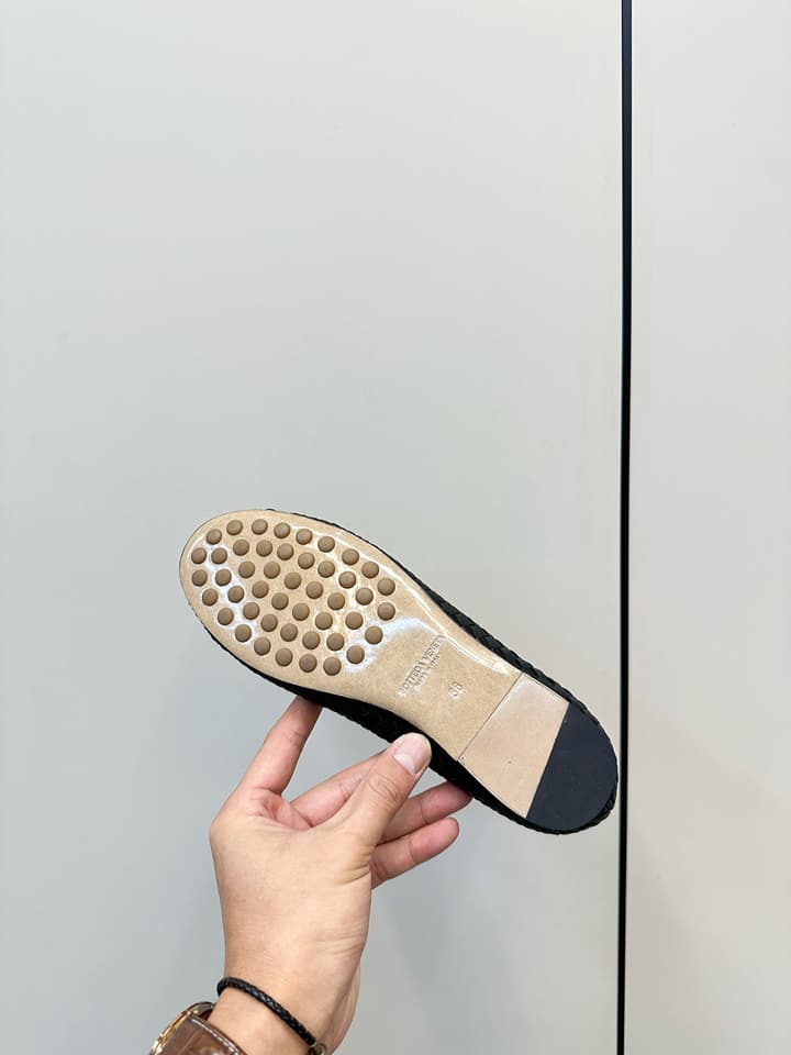 Bottega Veneta 2025 Woven Flat Shoes in Dark Brown