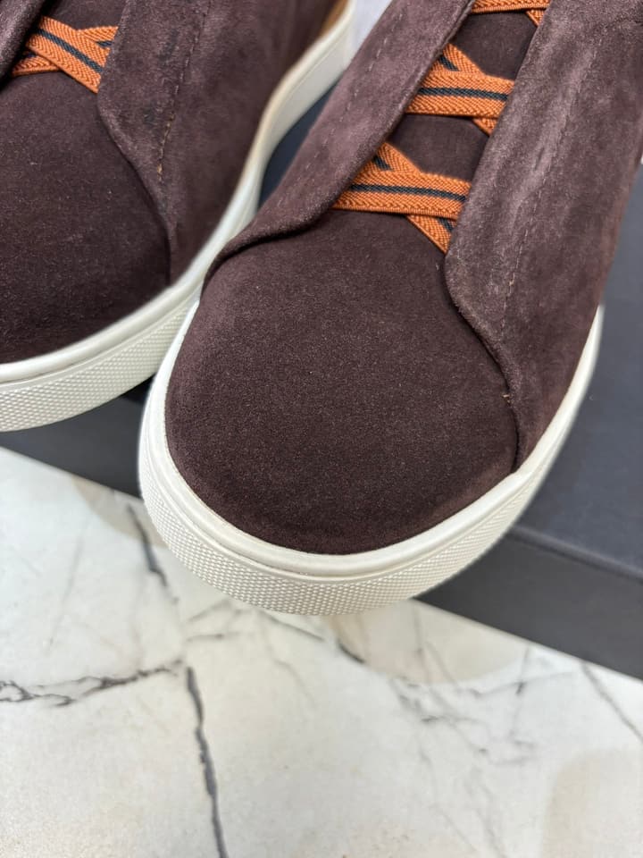 Zegna Top-Tier Calfskin Driving Shoes in Black Suede With Gum Sole
