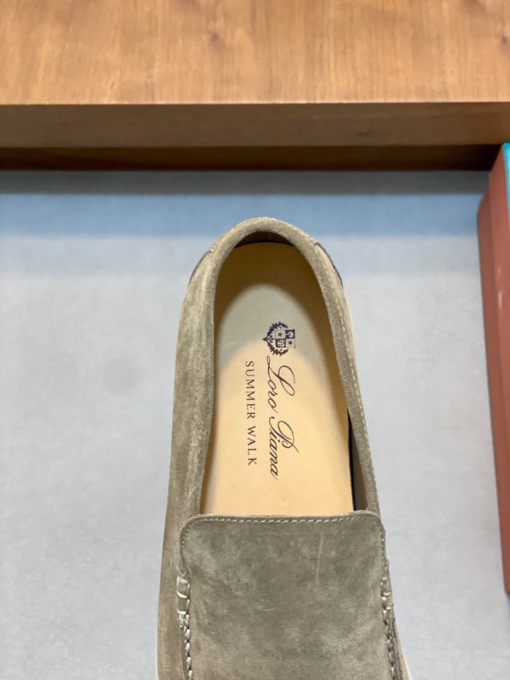 Loro Piana Unisex Suede Leather Loafers in Cream Suede