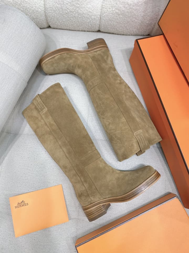 Hermès Horse H Knee-High Equestrian Boots in Black Leather