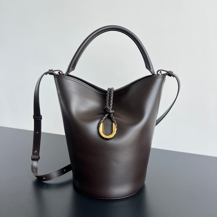Bottega Veneta Liberta Bucket Bag – 25SS in Black
