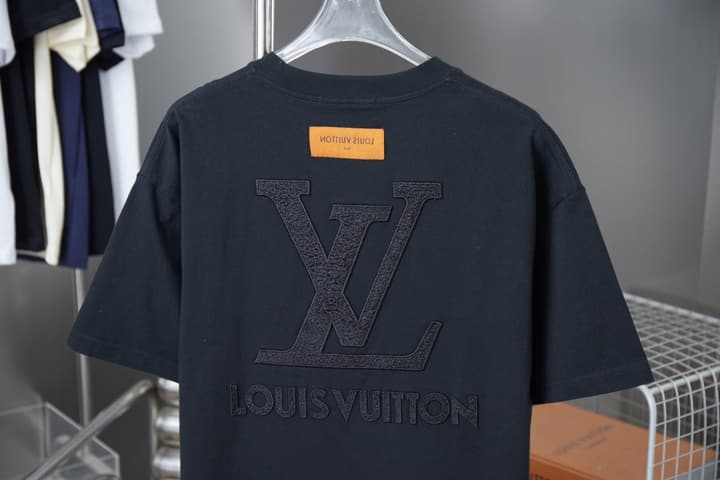 Louis Vuitton Embroidered Logo T-Shirt – 26SS Early Spring Collection in Black