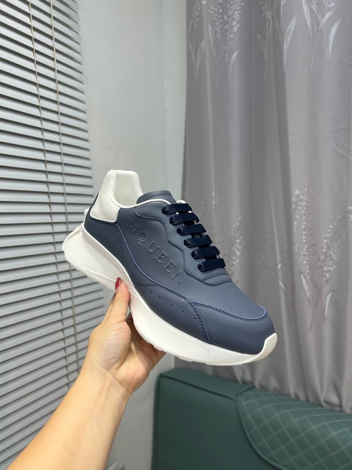 Alexander McQueen White Silk Leather Platform Sneakers in Black