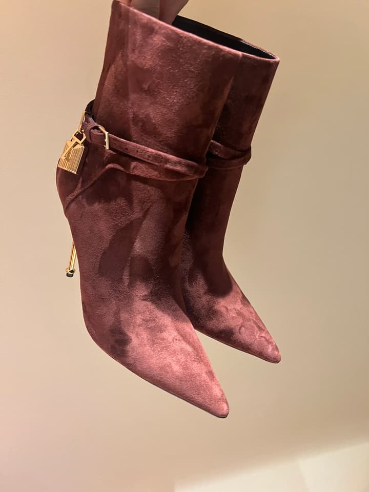 Tom Ford Luxury Metal Heel Ankle Boots in Black Leather