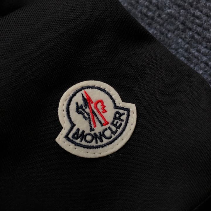 Moncler Embroidered Logo Crewneck T-Shirt – 2026SS in Black